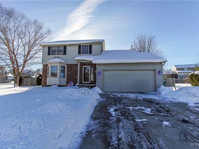 2234 Woodsfield Dr, Lake View, NY, 14085