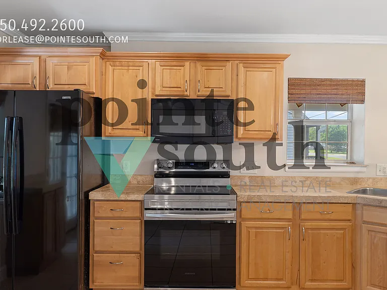 1220 Dexter Ave — Photo 12