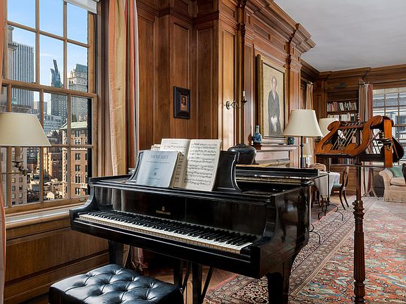 3rd image of 635 Park Ave Floor 11