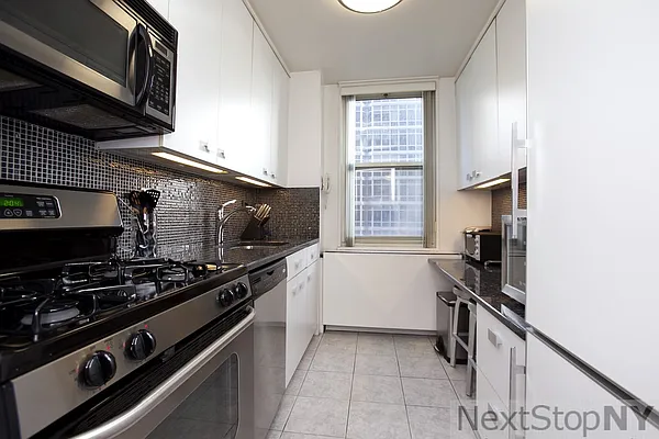 Sold by NextStopNY | media 15