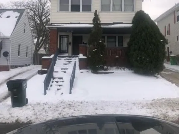 4845 E 88th St, Garfield Heights, OH 44125