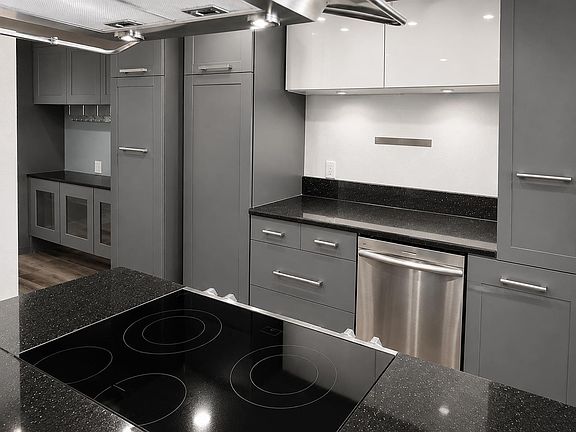 3rd image of 5333 Primrose Dr APT 38B
