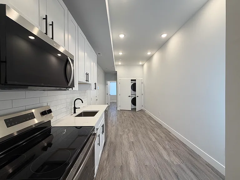 2120 N 7th St #2A — Photo 1