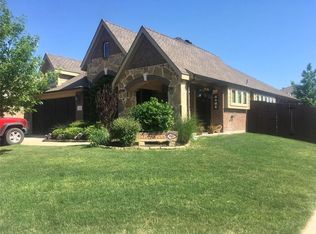 825 Mahogany Dr, Anna, TX 75409