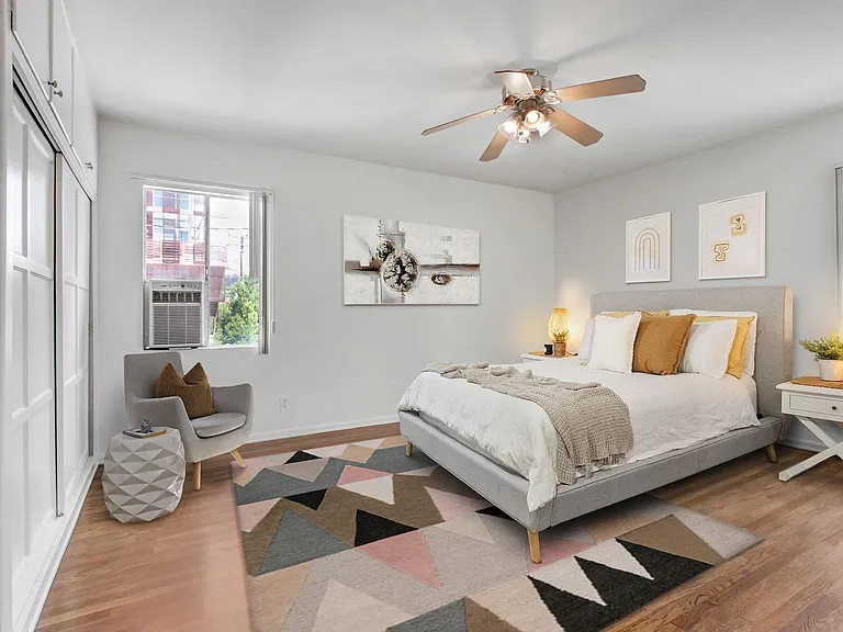 Hayworth Avenue Apartments — Photo 15