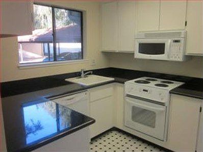 5th image of 1001 E Evelyn Ave #169