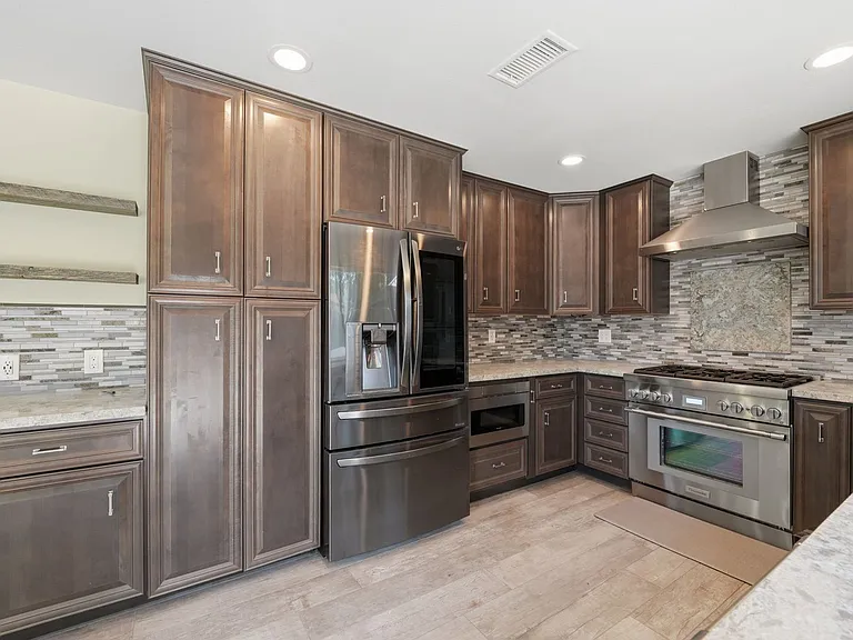 29142 Bobolink Dr — Photo 9