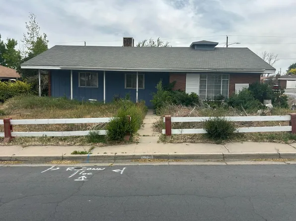309 W 27th St, Farmington, NM 87401