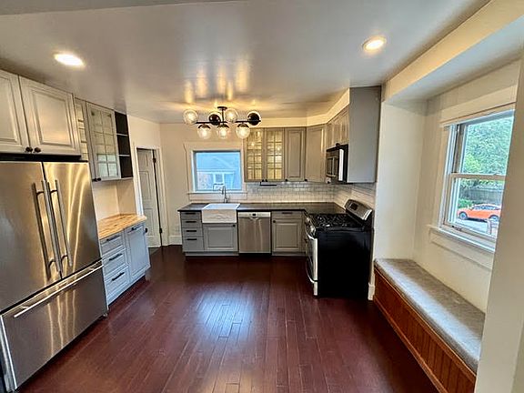 5th image of 2508 E Howell St