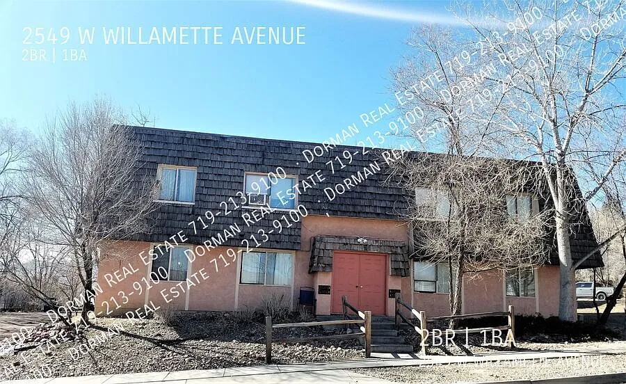 Updated Upper Unit On West Side! — Photo 2