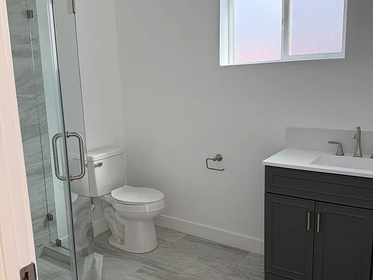 2024 7th Ave #2028-3/4 — Photo 12