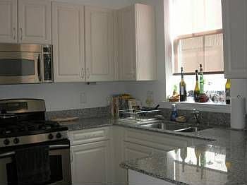 2nd image of 532 NE 7th Ave #2