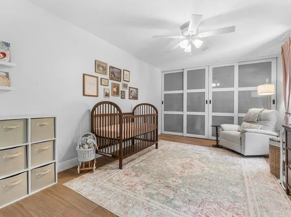 33 Clinton Court #C, Royal Palm Beach, FL 33411
