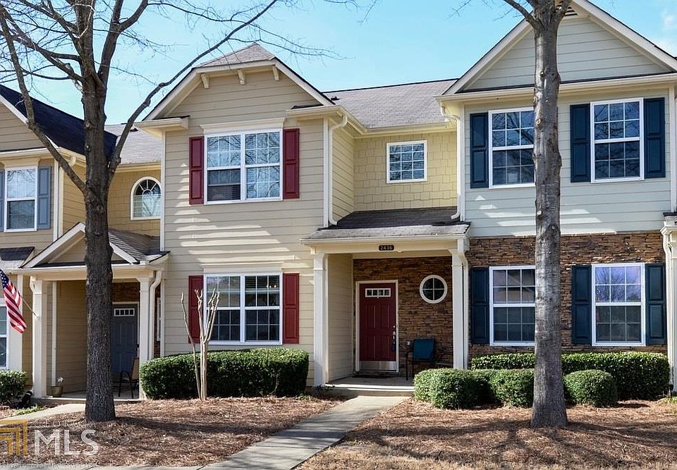 1st image of 2436 Suwanee Pointe Dr