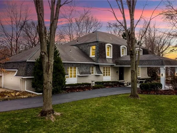 1287 W 61st Ter, Kansas City, MO 64113