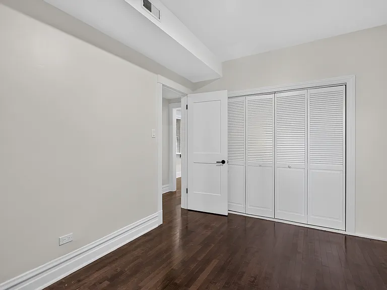 3023 W Wellington Ave — Photo 13