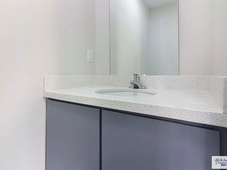 2815 E Price Rd #104 — Photo 11