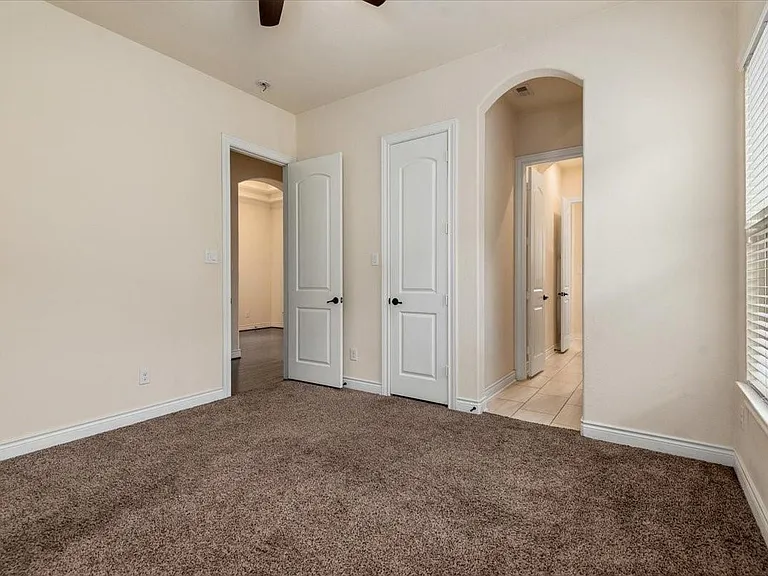 23034 Creek Park Dr — Photo 36