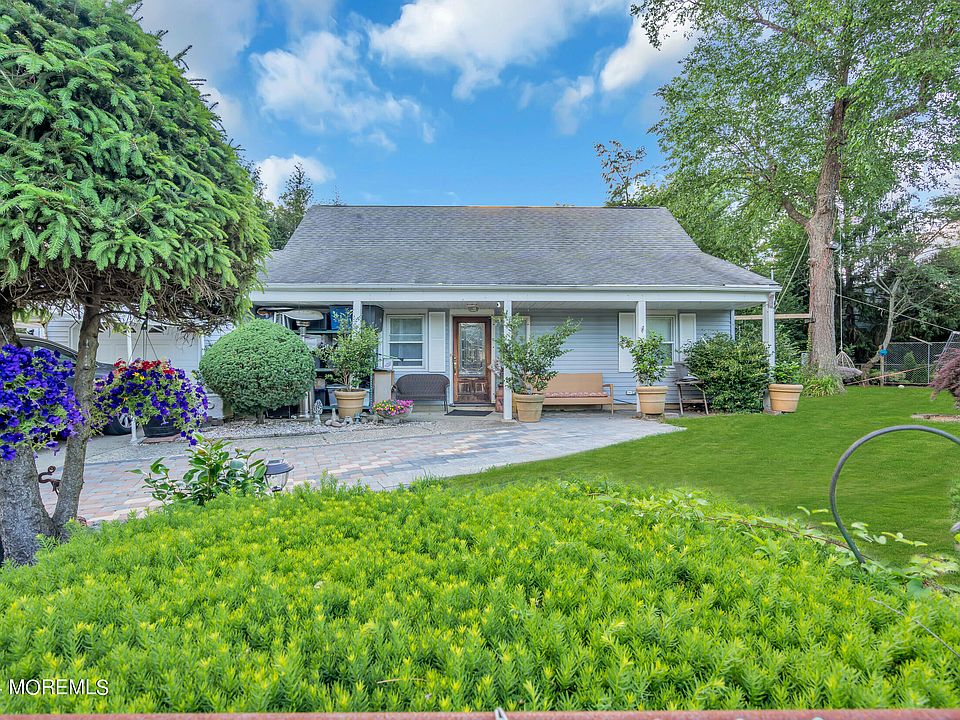 1st image of 1513 Newport Drive