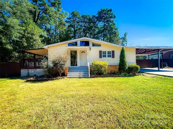 1010 Sprucewood St, Kannapolis, NC 28081