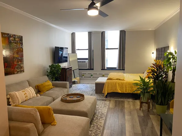 3 Hanover Square image 1 of 7