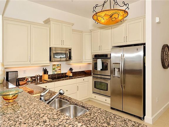 3rd image of 11160 Hacienda Del Mar Blvd #D-403
