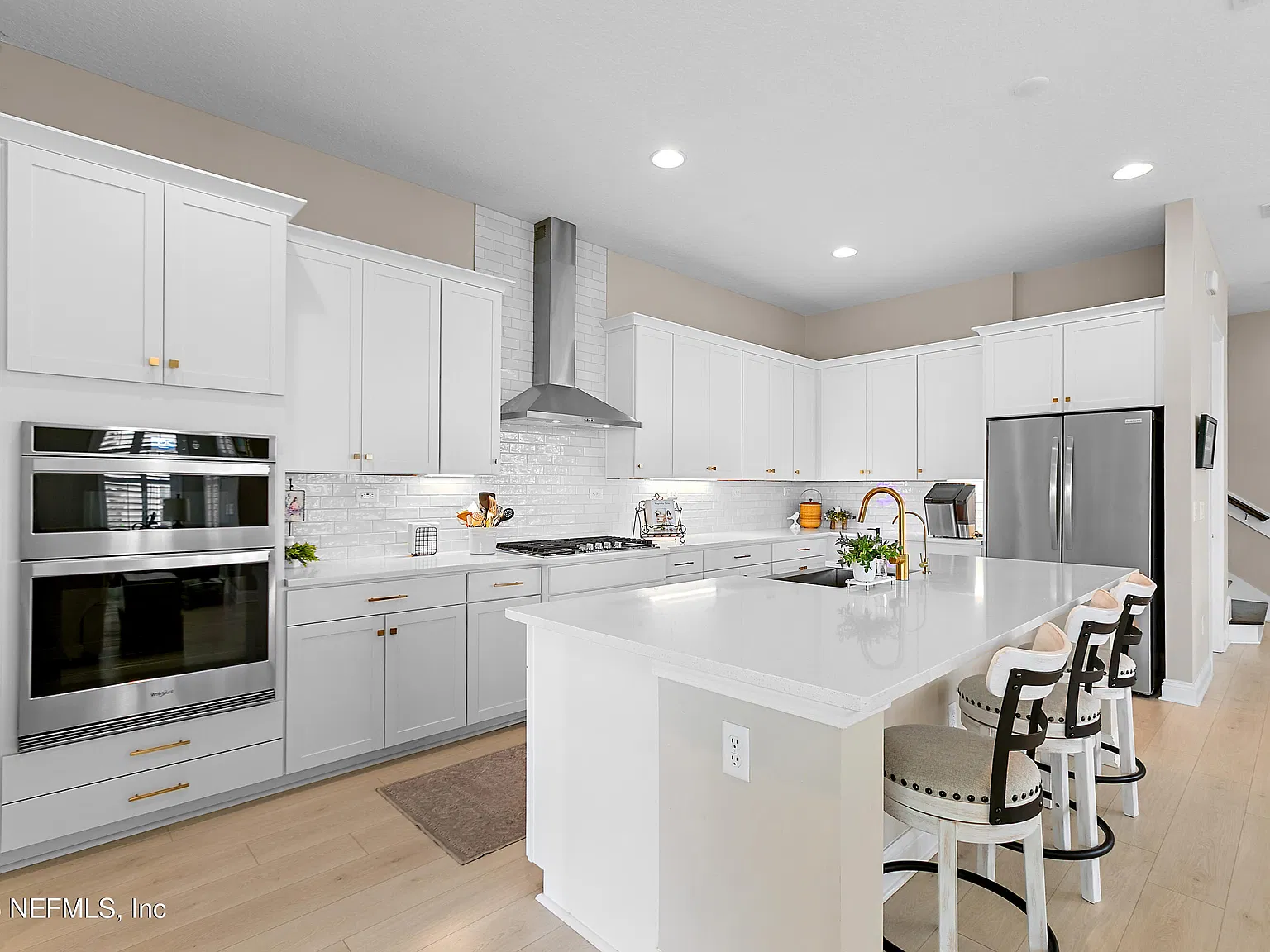 3 bed, 2.5 bath, 2557 sqft, $3,800 — Photo 3