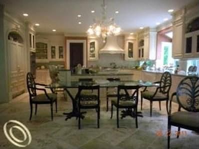 5th image of 32685 Rockridge Ln