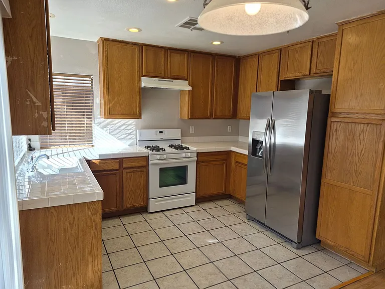 812 Bow Creek Ln — Photo 5
