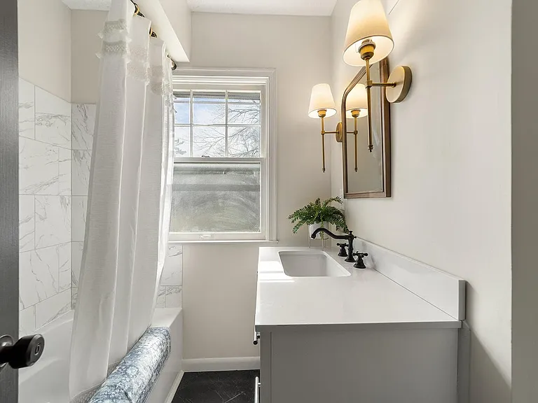 3015 Kossuth St — Photo 12