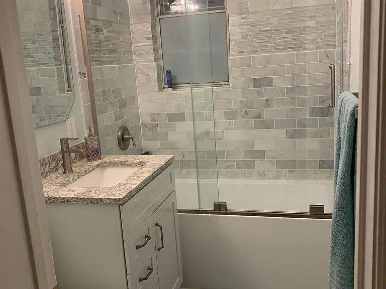 1812 N Queens Ln #217 — Photo 48
