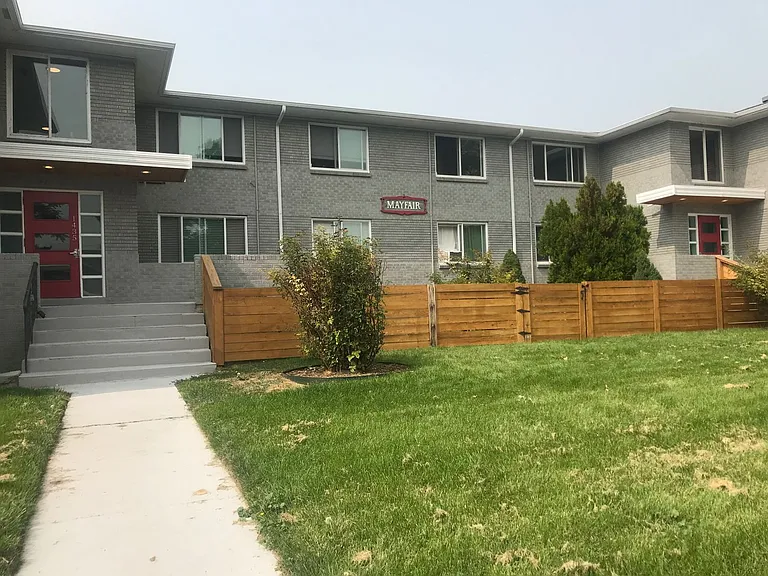 Mayfair - Remodeled Units - Must See! — Photo 18