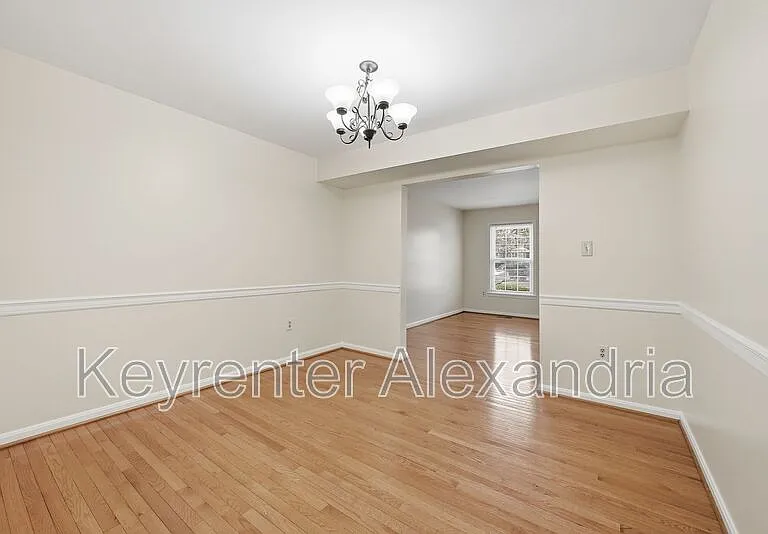 8239 Doctor Craik Ct — Photo 10