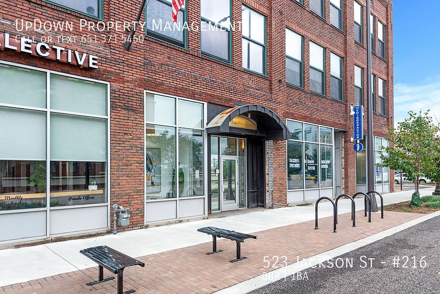 1st image of 523 Jackson St APT 216