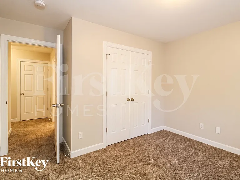 1909 Fernwood Dr — Photo 12
