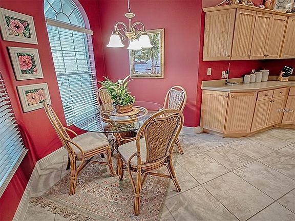 5th image of 517 Murphys Estate Dr