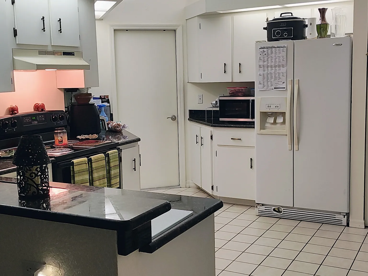 1 bed, 1070 sqft, $850 — Photo 1