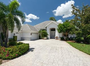 12861 Silverthorn Ct, Bonita Springs, FL 34135