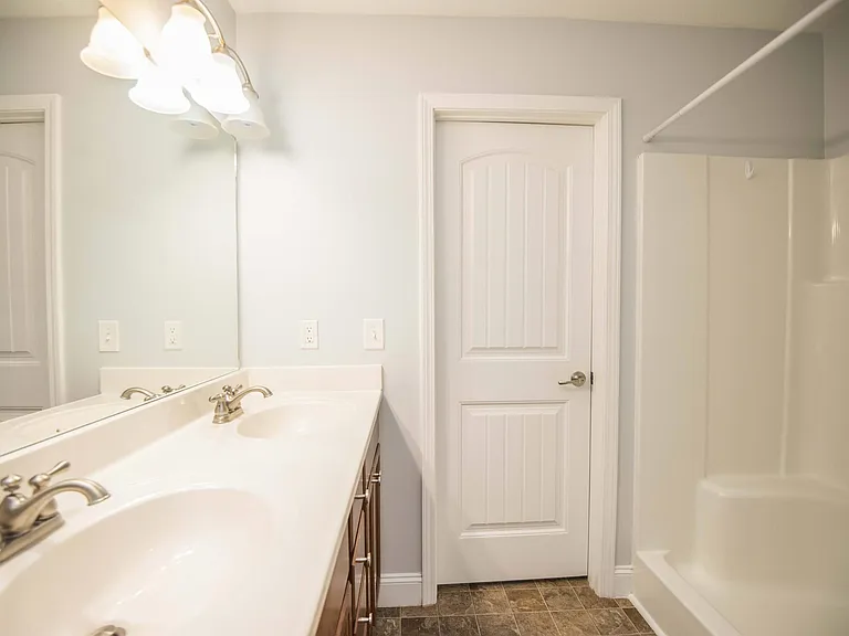 1509 Chariot Ln #H — Photo 15