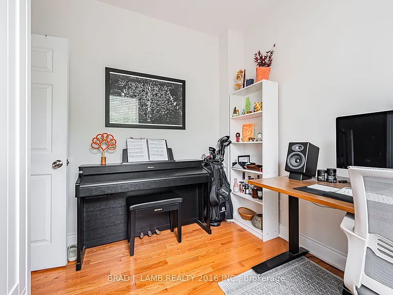 665 Richmond St W #3 — Photo 17