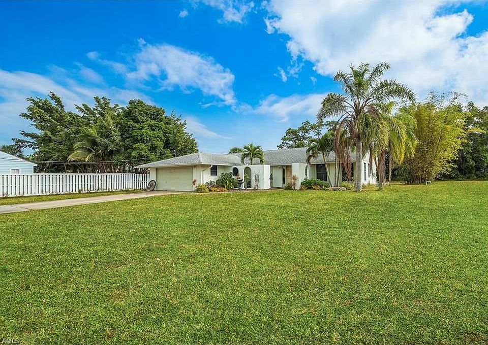 1st image of 28087 Mango Dr