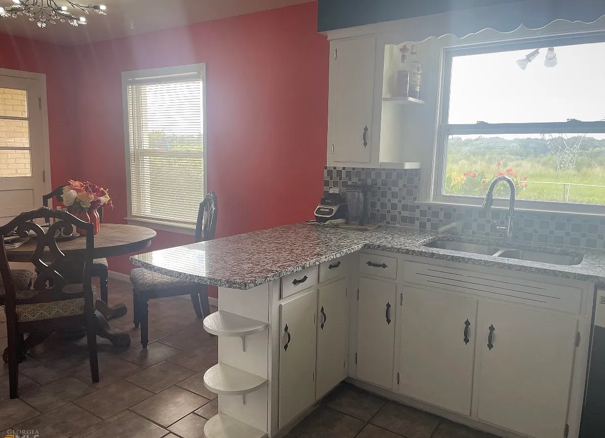 3 bed, 1151 sqft, $1,250 — Photo 4