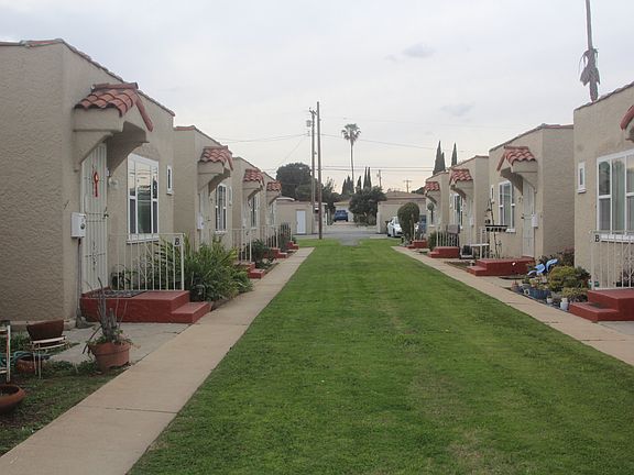 4th image of 911 S Marguerita Ave #A