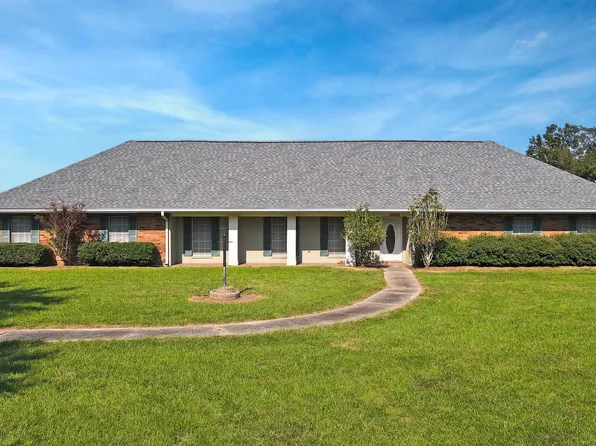 4029 Country Dr, Bourg, LA 70343