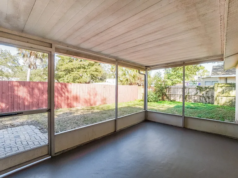5917 Missouri Ave — Photo 7