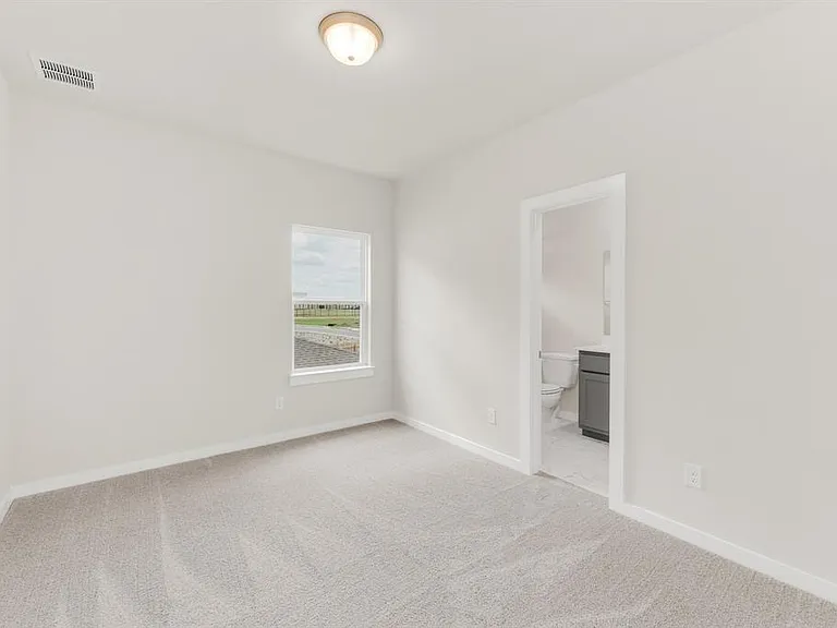 324 Amista Dr — Photo 28