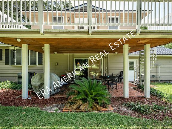 4th image of 631 Country Club Ave