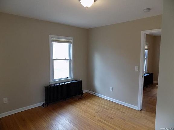 4th image of 5 Jay St