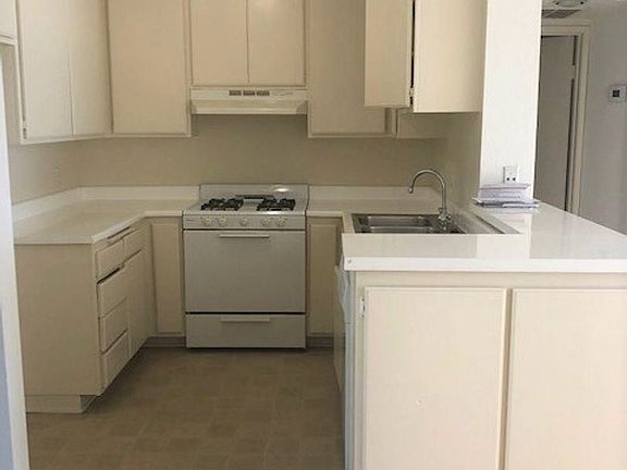 2nd image of 5051 Klump Ave APT 110