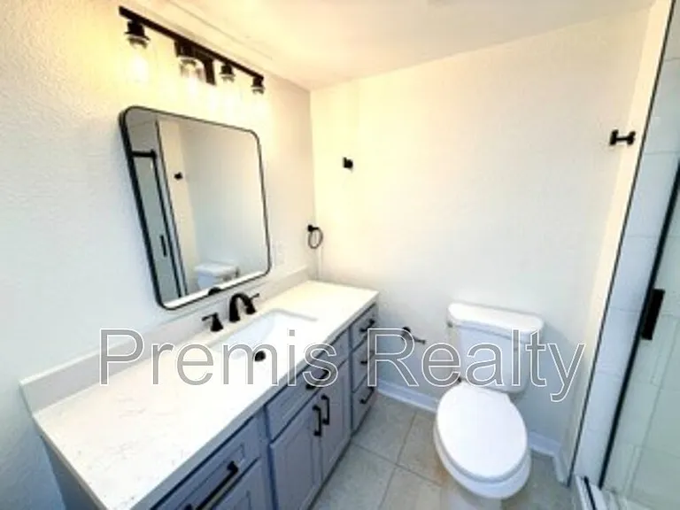 333 Island Way #1 — Photo 16